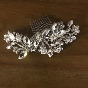 Maria Elena Swarovski crystal bridal hair comb
